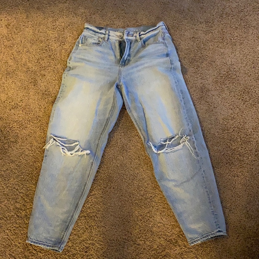 American Eagle Light Blue Mom Jeans